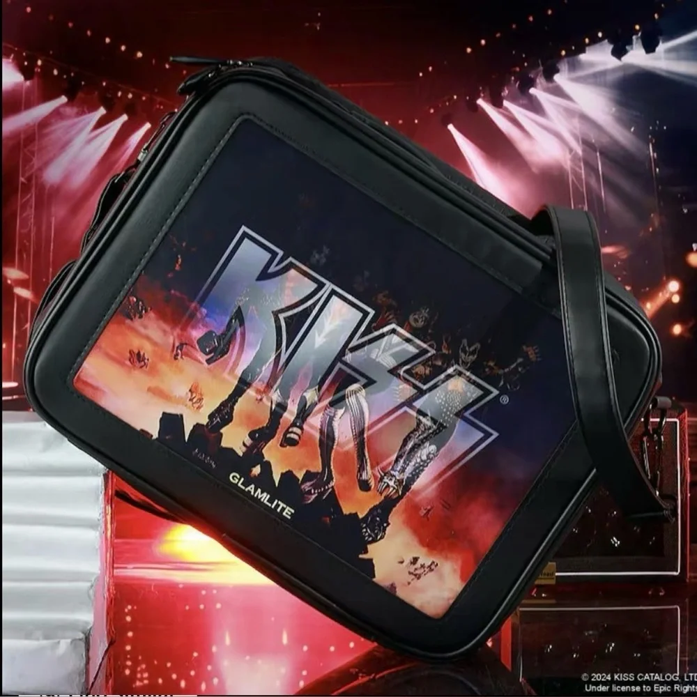 Glamlite x KISS Makeup Set